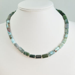 Spotkanie morza i lasu w jednym naszyjniku